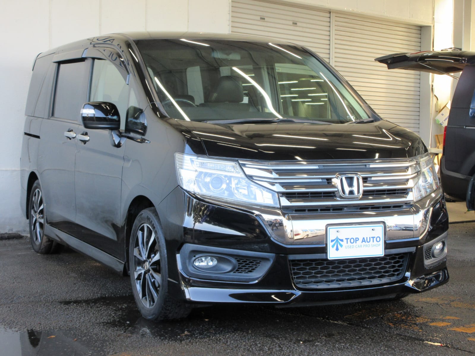 Honda Stepwagon 2013